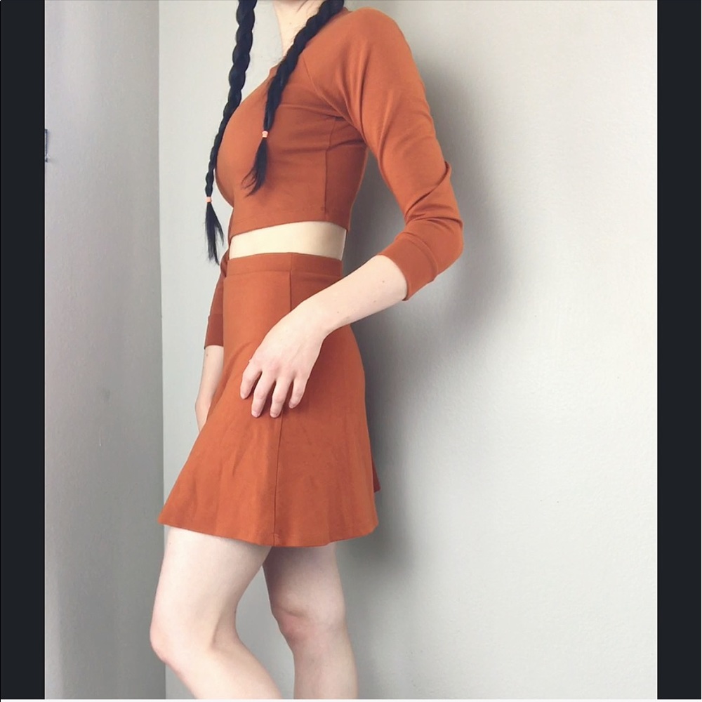 AMERICAN APPAREL ORANGE TWO PIECE/SET - Picture 3 of 3
